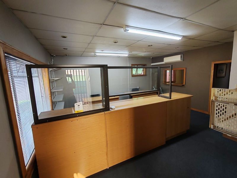 Office To Rent in Villieria - Photo 4