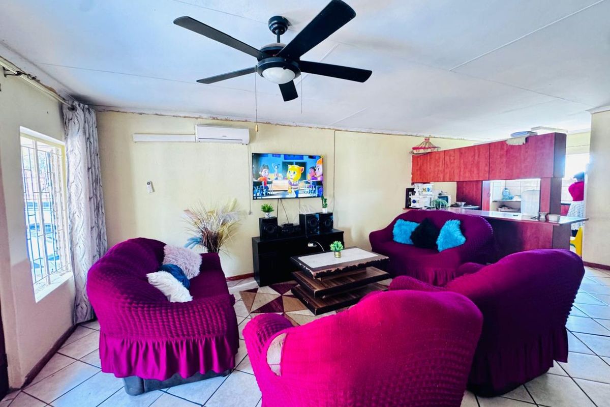 House For Sale in Burgersfort Central - Photo 3