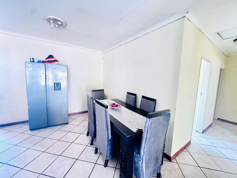 House For Sale in Burgersfort Central - Photo 4