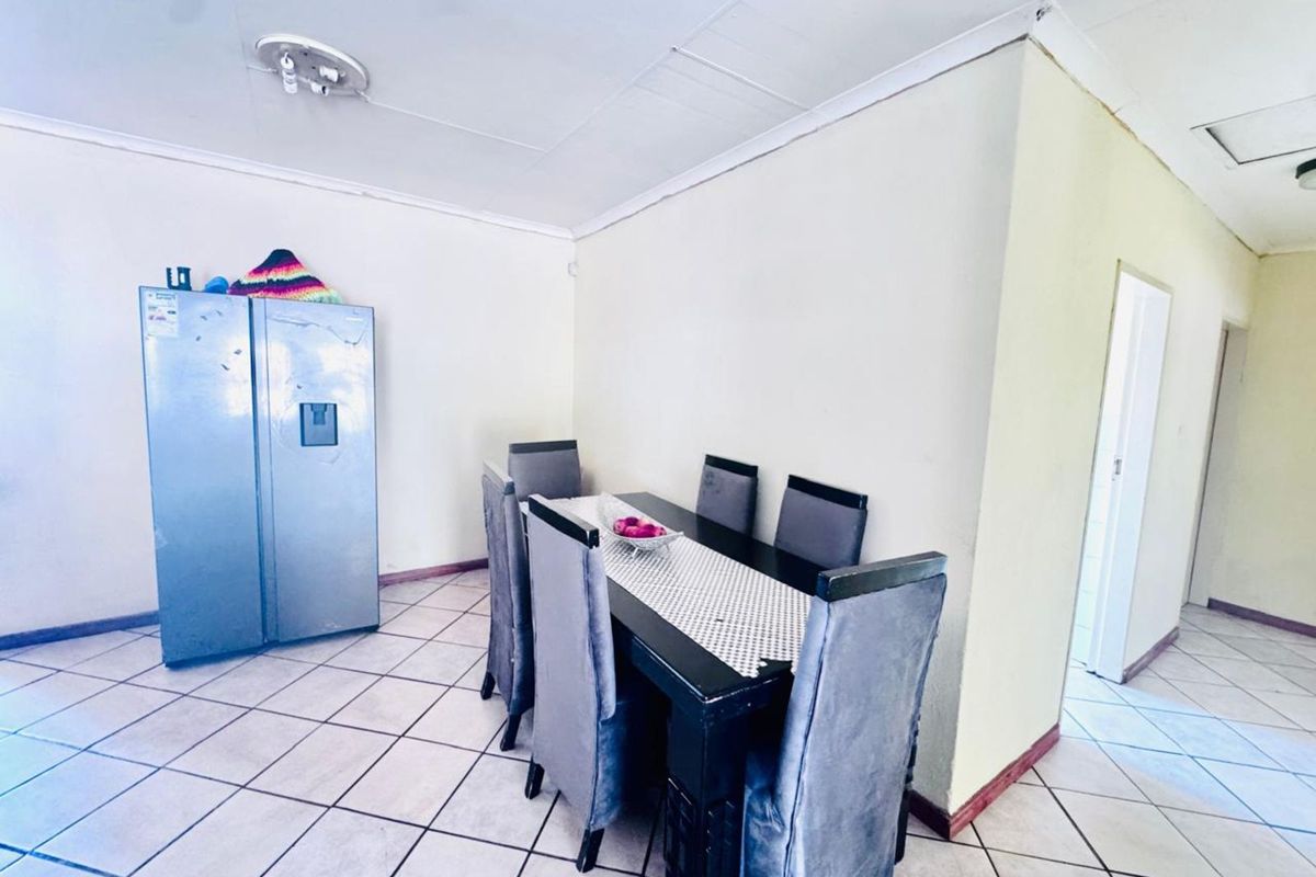 House For Sale in Burgersfort Central - Photo 4