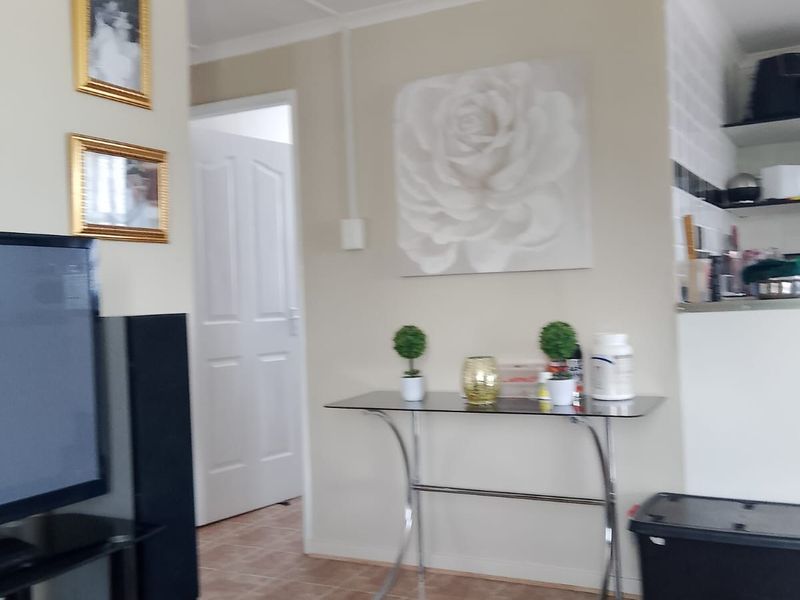 House For Sale in Bloemhof Central - Photo 2