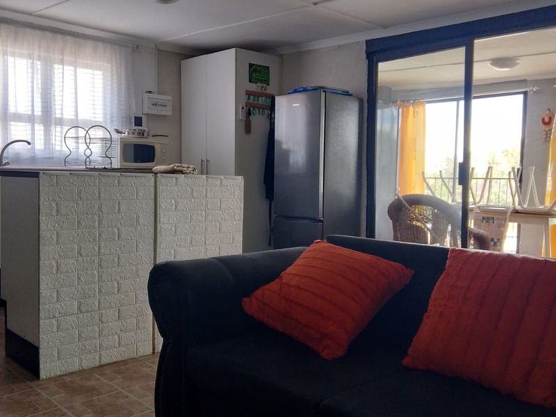 House For Sale in Bloemhof Central - Photo 4