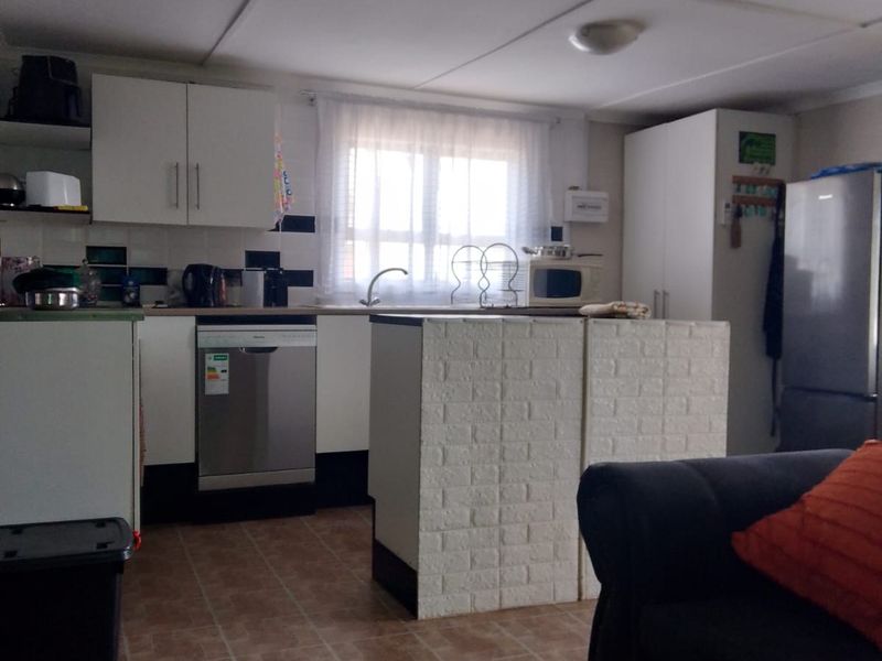 House For Sale in Bloemhof Central - Photo 6