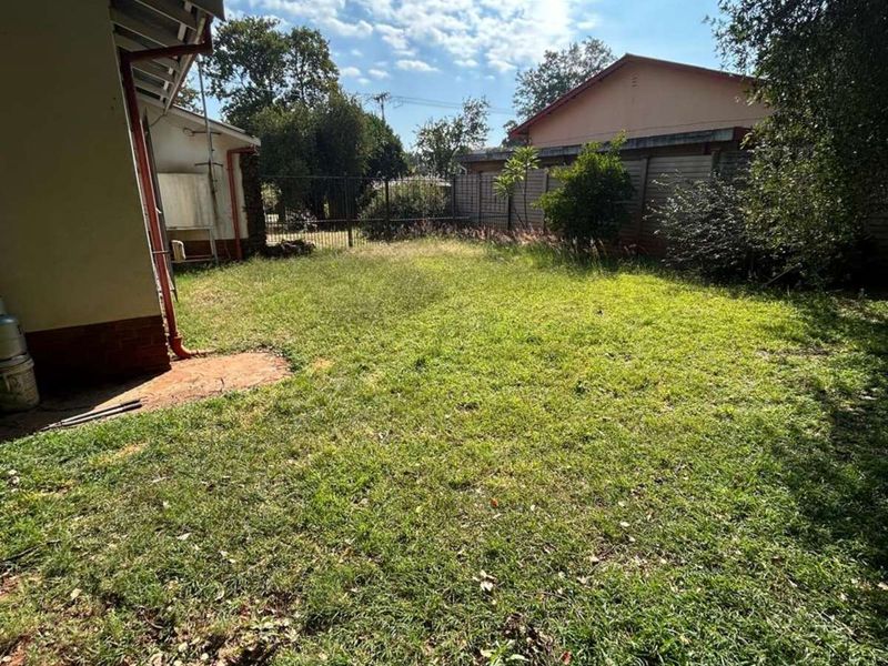 House For Sale in Meyerspark - Photo 2