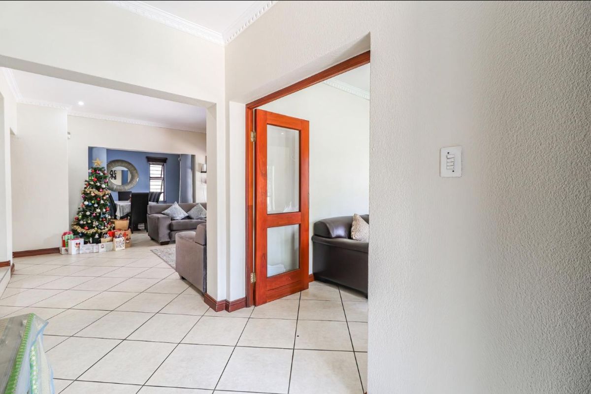 House For Sale in Edenburg - Photo 3