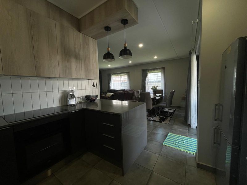 House For Sale in Krauseville AH - Photo 8