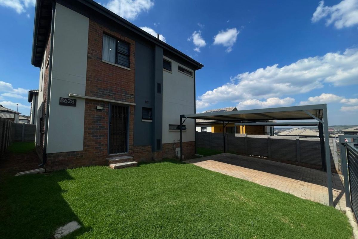 House For Sale in Krauseville AH - Photo 2