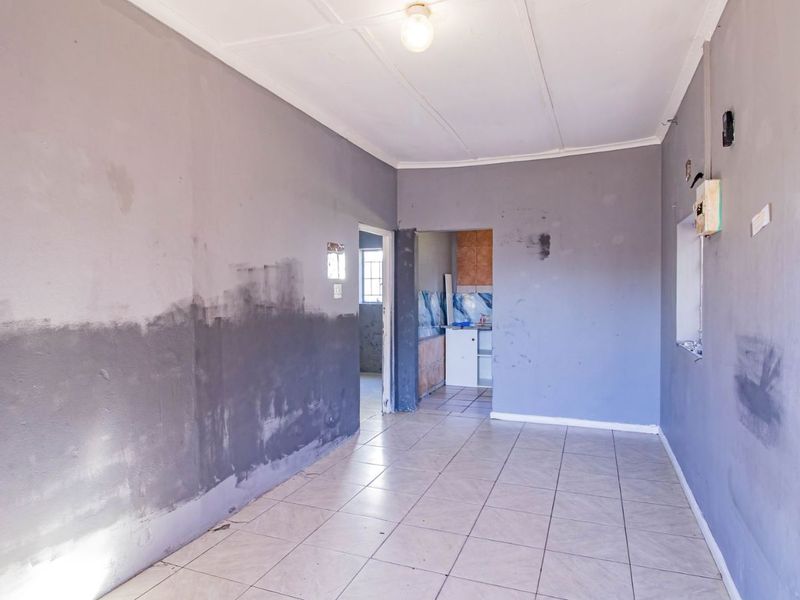 House For Sale in Grabouw Central - Photo 5
