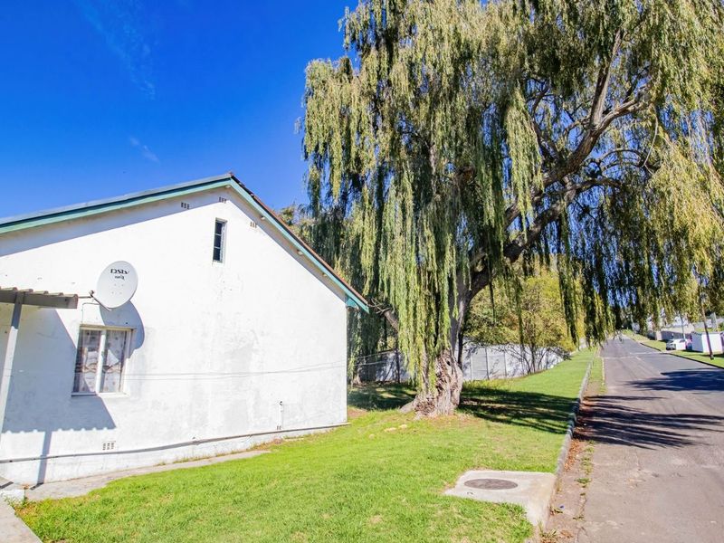 House For Sale in Grabouw Central - Photo 4