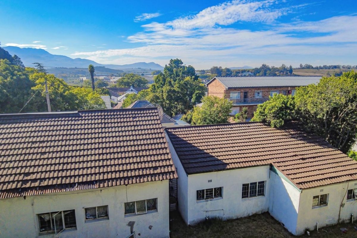 House For Sale in Grabouw Central - Photo 2