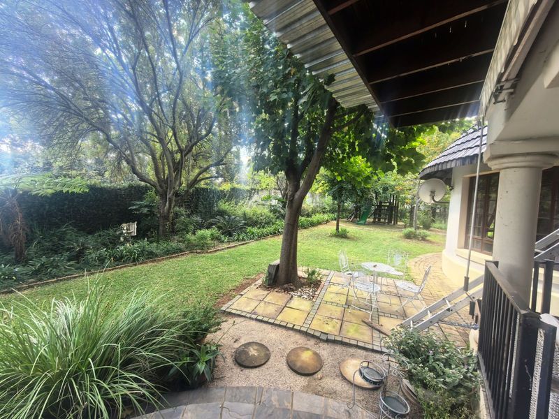 House For Sale in Clubview - Photo 10