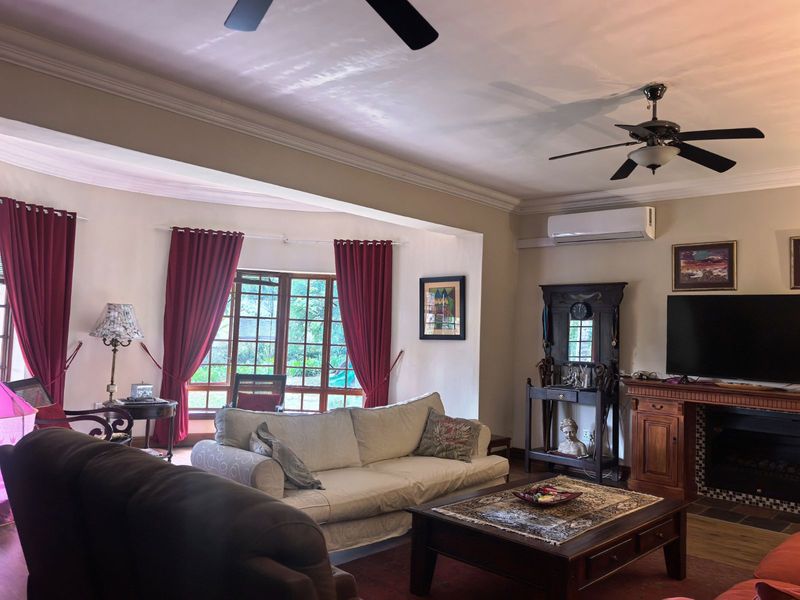 House For Sale in Clubview - Photo 7