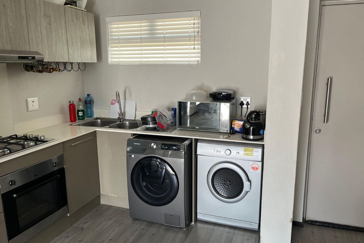 Apartment To Rent in Fourways - Photo 3