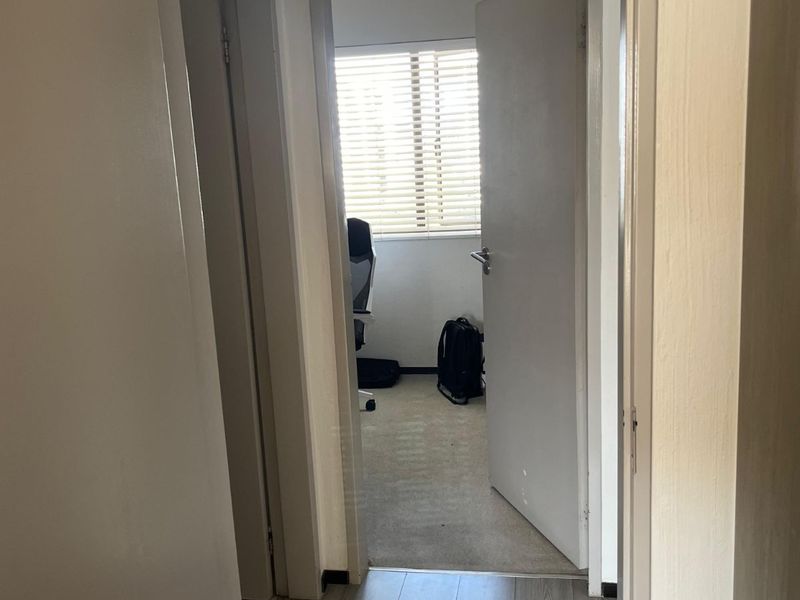 Apartment To Rent in Fourways - Photo 5