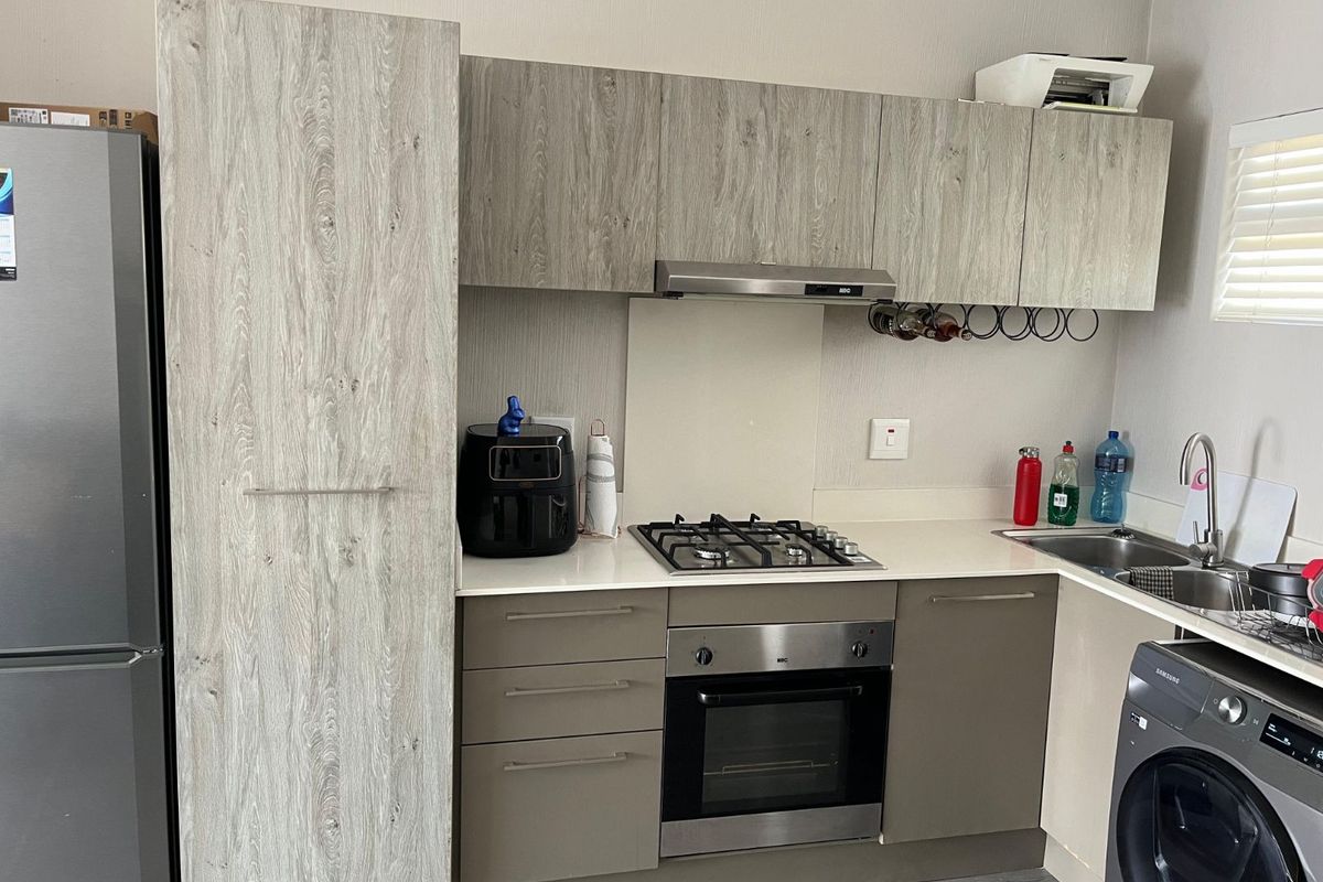 Apartment To Rent in Fourways - Photo 2