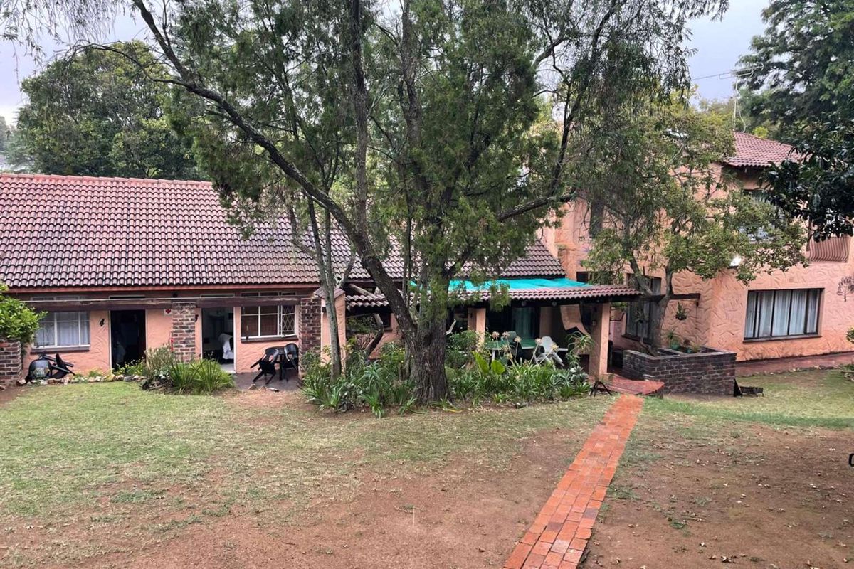 House For Sale in Ferndale - Photo 2