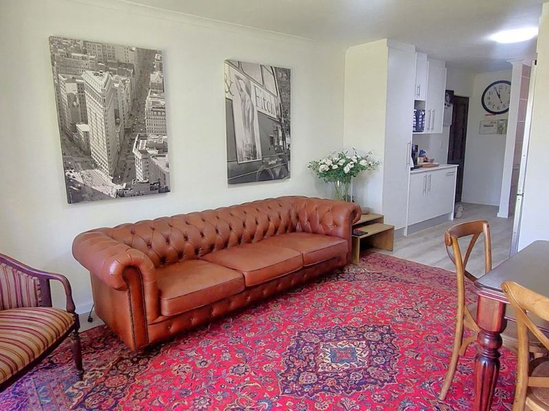 Apartment For Sale in Fairview Golf Estate - Photo 2