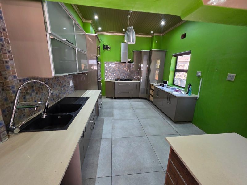 House For Sale in Herlear - Photo 6