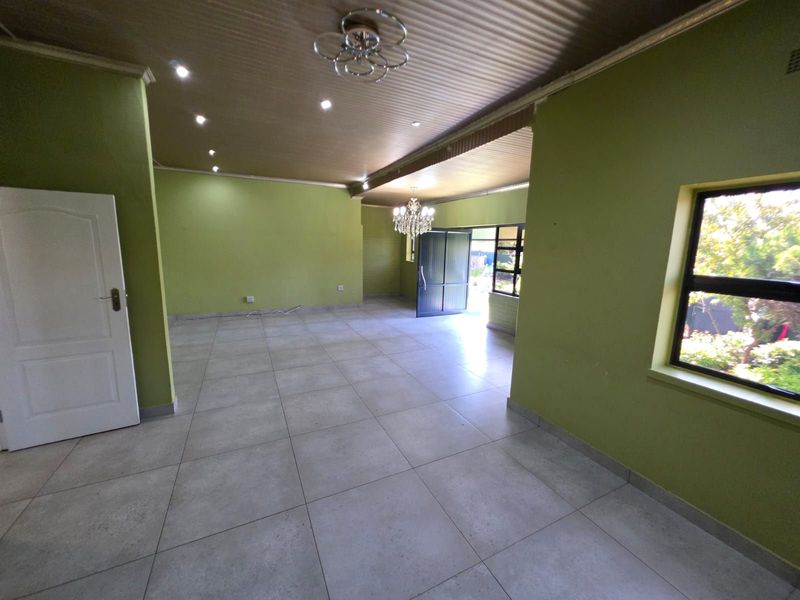 House For Sale in Herlear - Photo 2