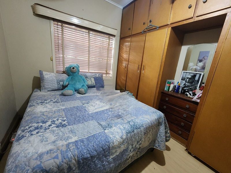 House For Sale in New Park - Photo 7