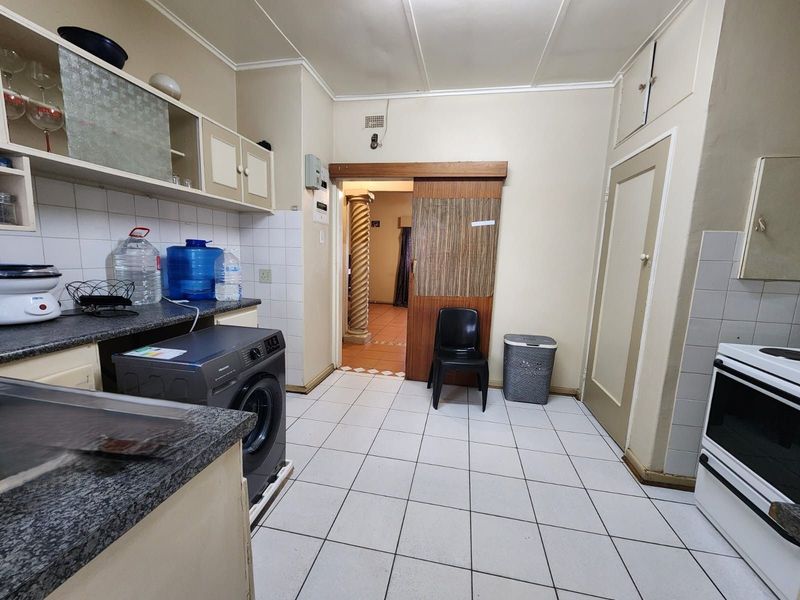 House For Sale in New Park - Photo 5