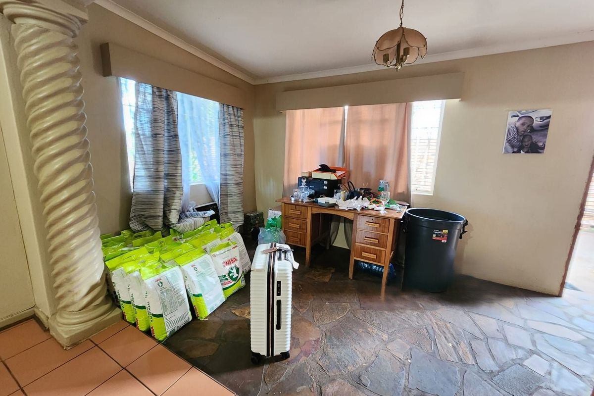 House For Sale in New Park - Photo 4