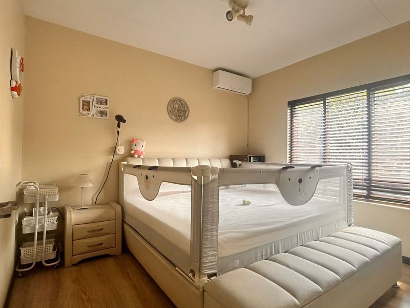 Apartment For Sale in Lonehill - Photo 8