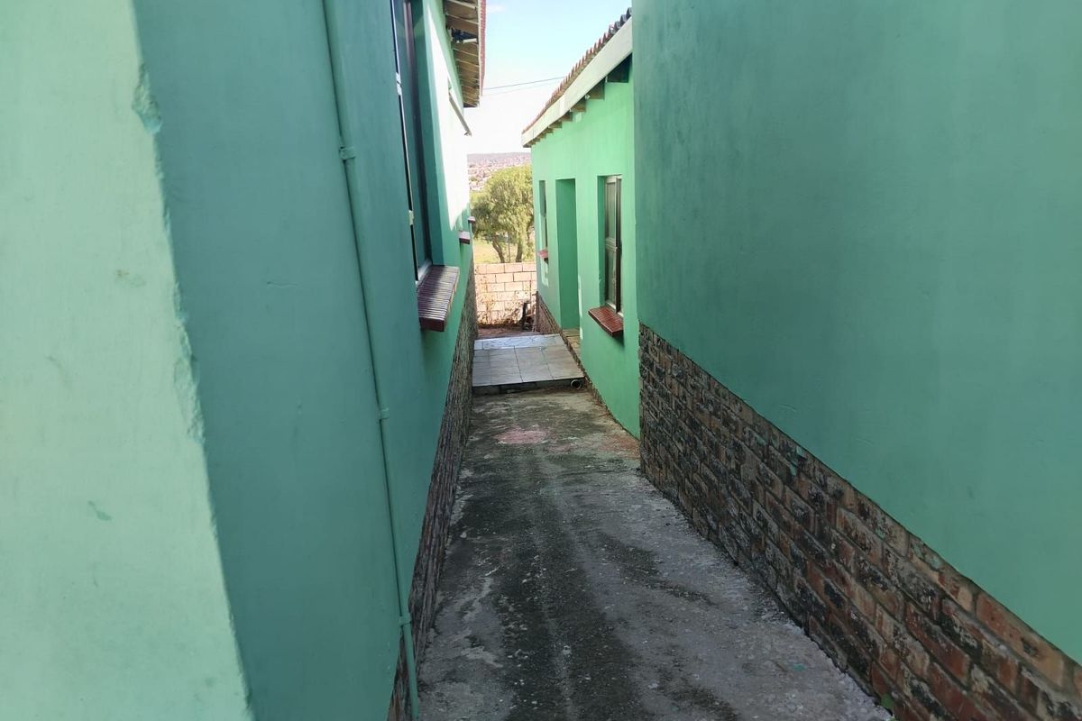 House For Sale in Kwadwesi - Photo 4