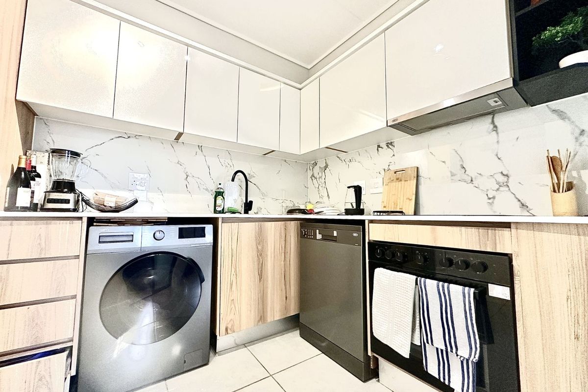 Apartment To Rent in Waterfall Heights - Photo 2