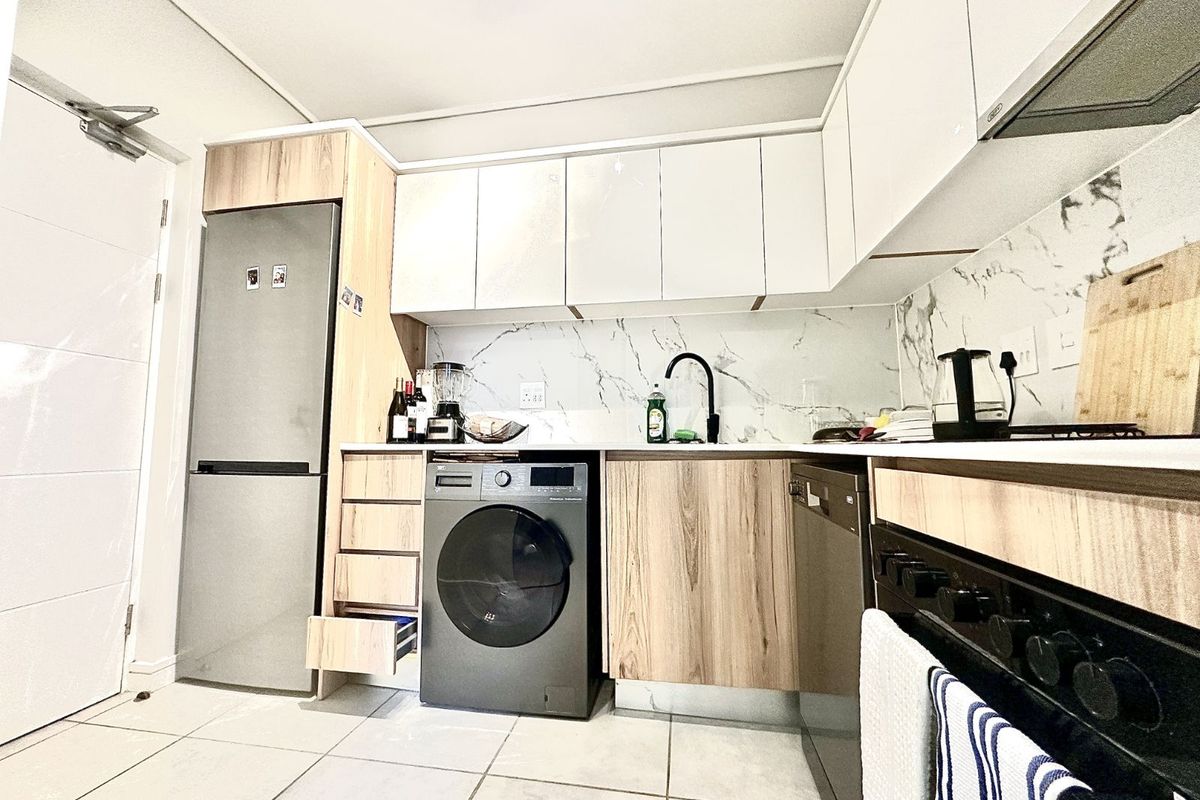 Apartment To Rent in Waterfall Heights - Photo 4