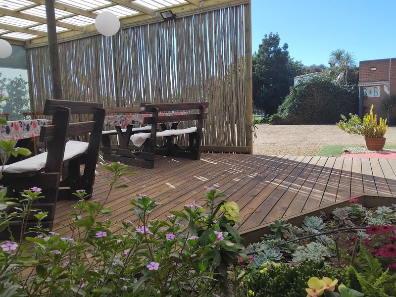 Guest House For Sale in Albertinia Central - Photo 8