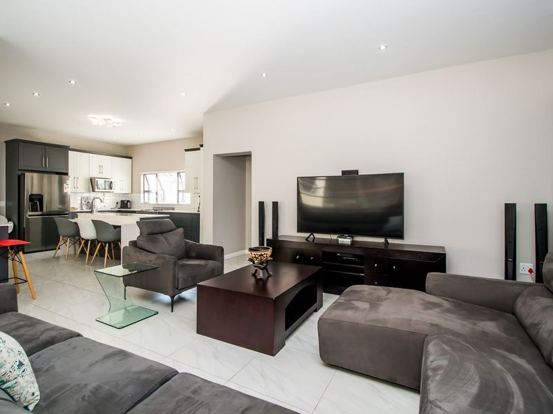 House To Rent in The Hills Game Reserve Estate - Photo 8