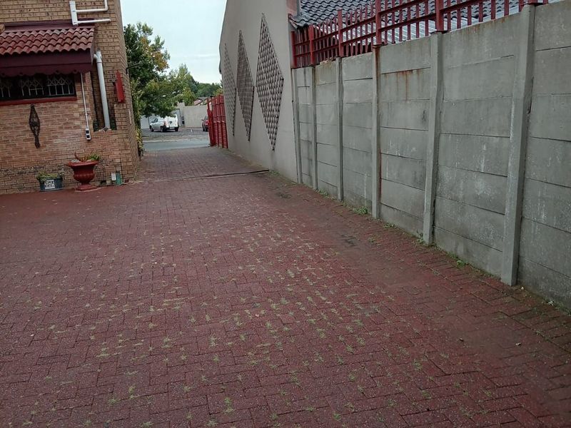 House To Rent in Secunda Central - Photo 9