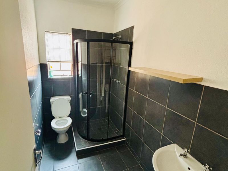 House To Rent in Equestria - Photo 6