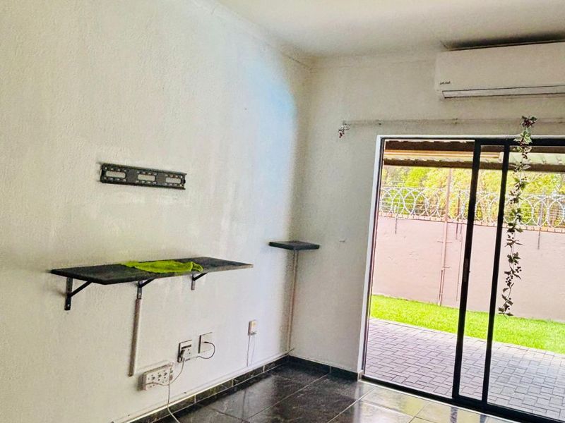 House To Rent in Equestria - Photo 5