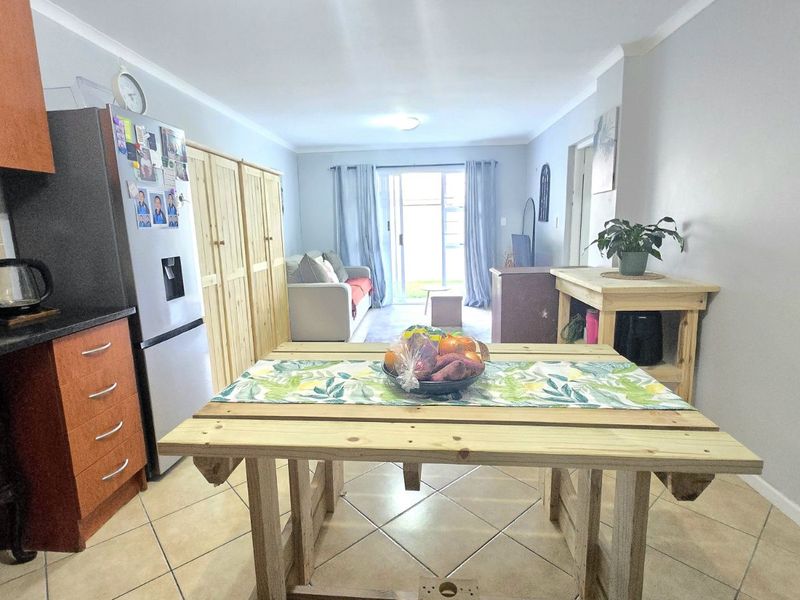 Apartment For Sale in Whispering Pines - Photo 9