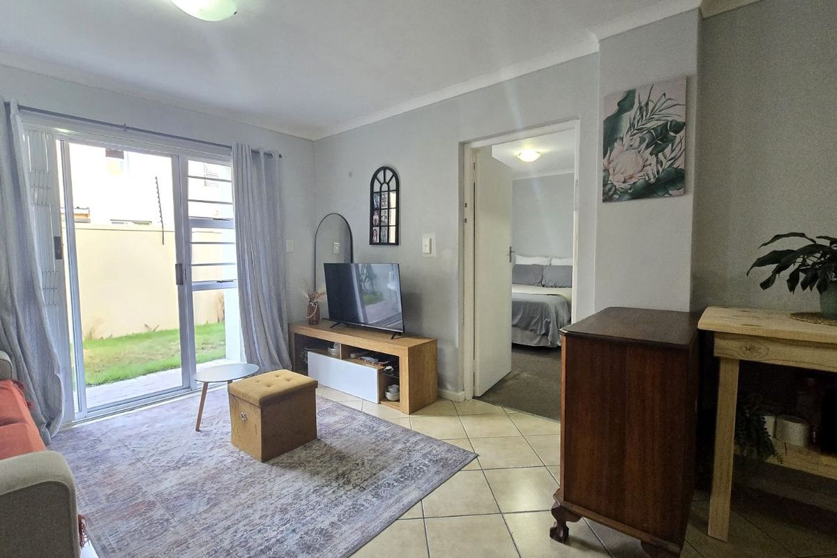 Apartment For Sale in Whispering Pines - Photo 4