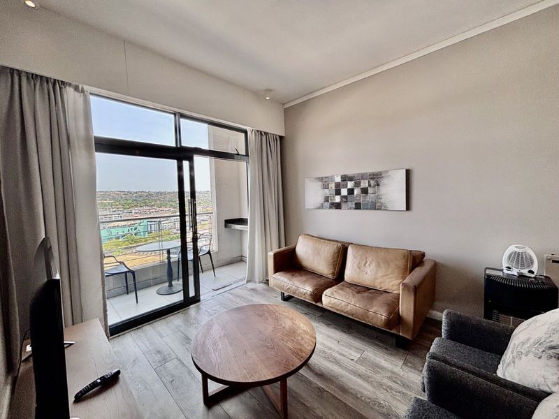 Apartment For Sale in Menlyn - Photo 2
