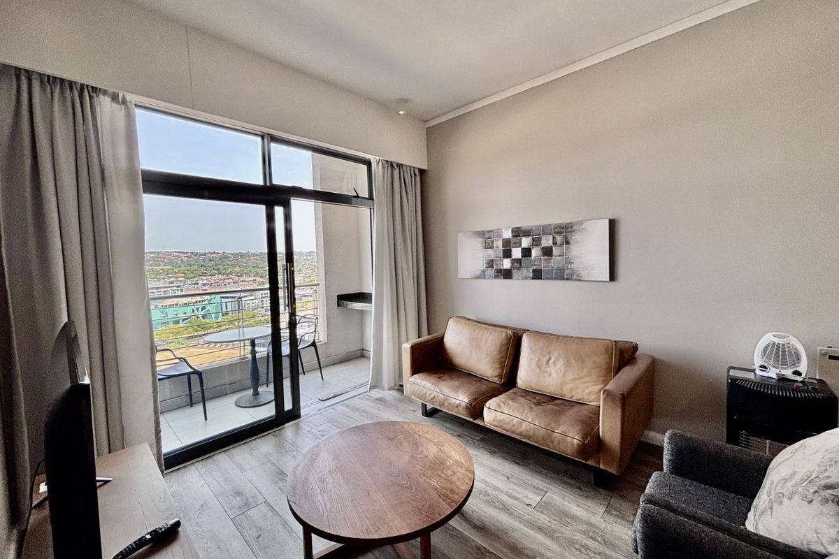 Apartment For Sale in Menlyn - Photo 2