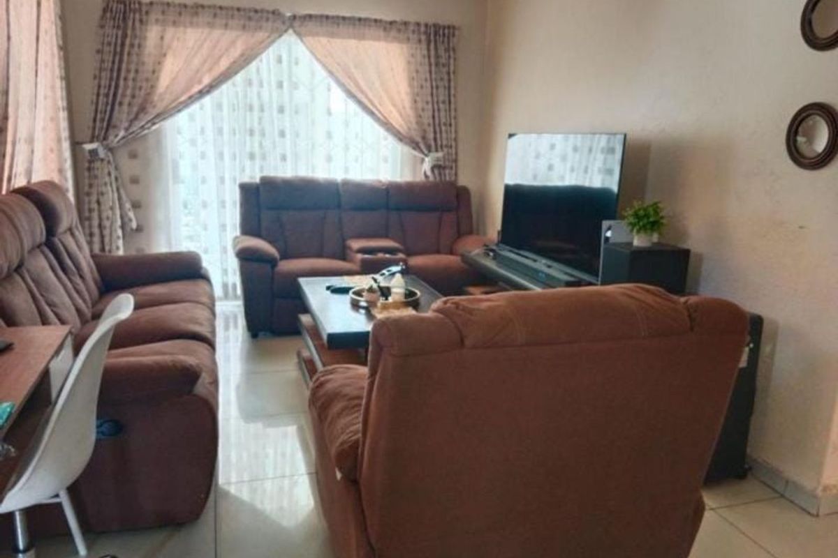 House For Sale in Ben Fleur - Photo 2