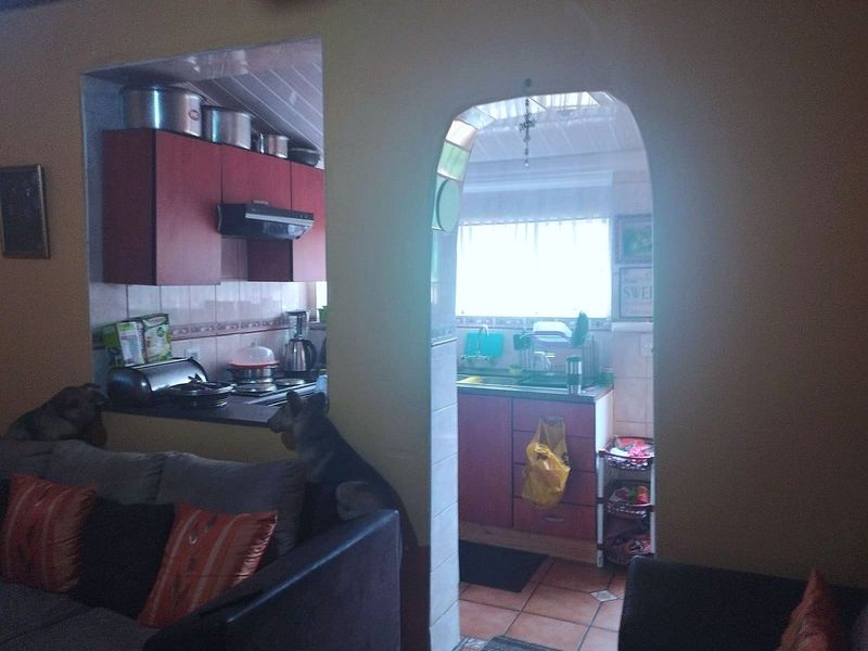 House For Sale in Newlands - Photo 3