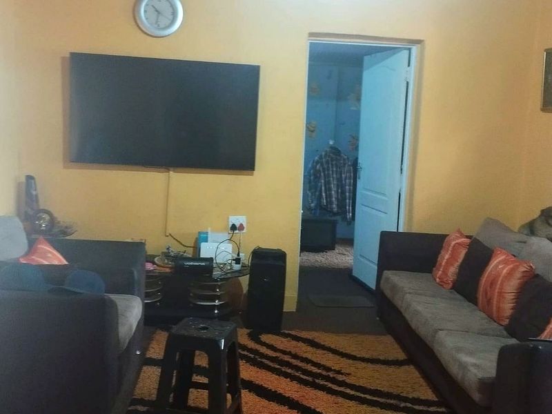 House For Sale in Newlands - Photo 4