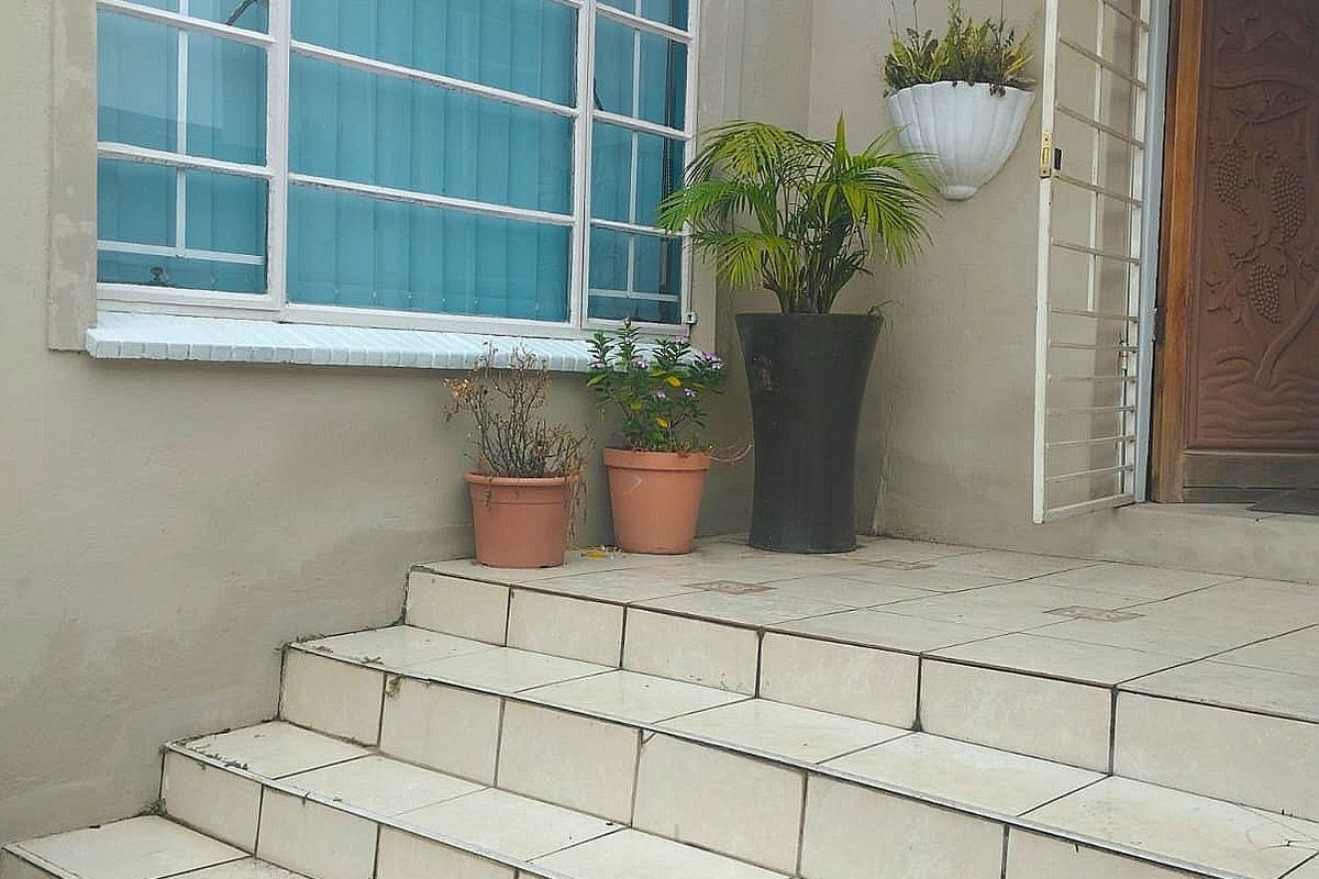 House For Sale in Newlands - Photo 2
