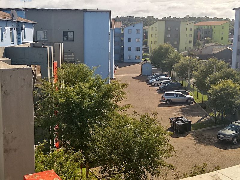 House To Rent in Fleurhof - Photo 8