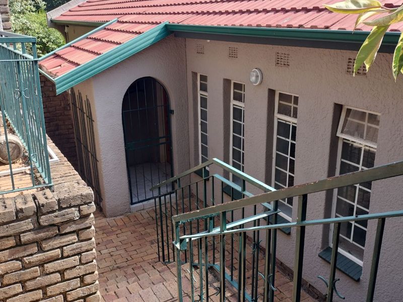 House For Sale in Kenmare - Photo 5