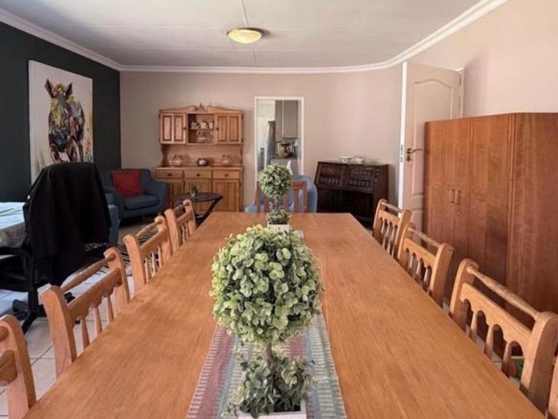 House For Sale in Aviary Hill - Photo 6