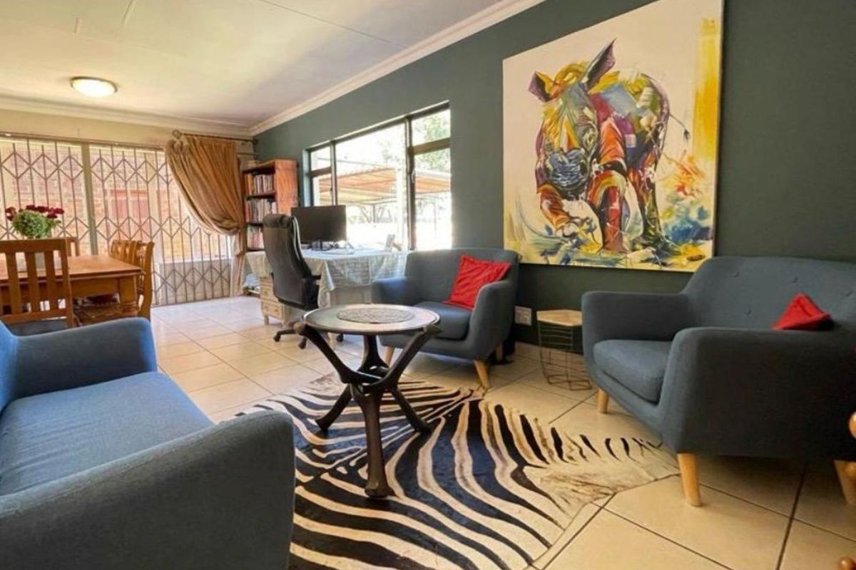 House For Sale in Aviary Hill - Photo 4