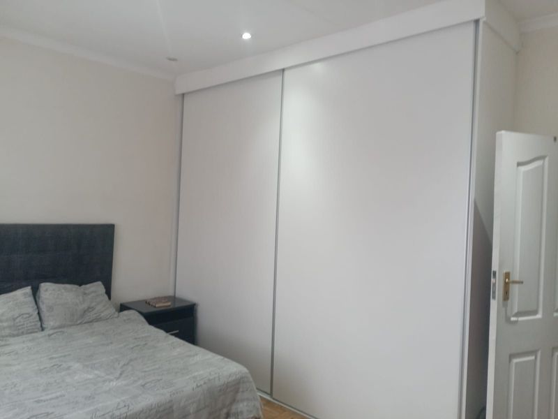 House For Sale in Florida - Photo 2