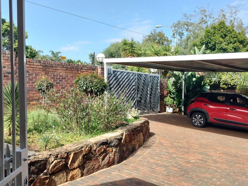 House For Sale in Wilro Park - Photo 3