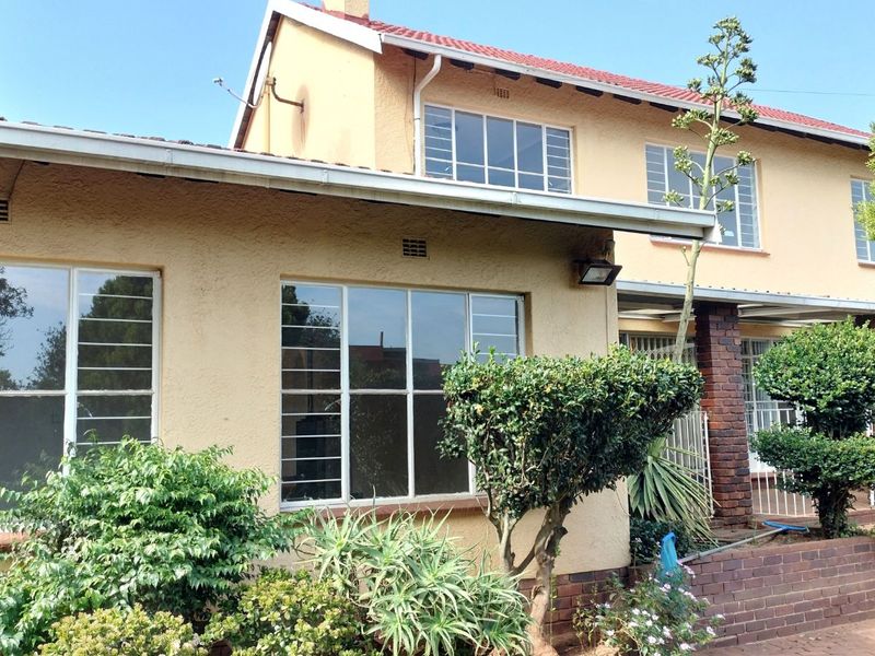 House For Sale in Wilro Park - Photo 8